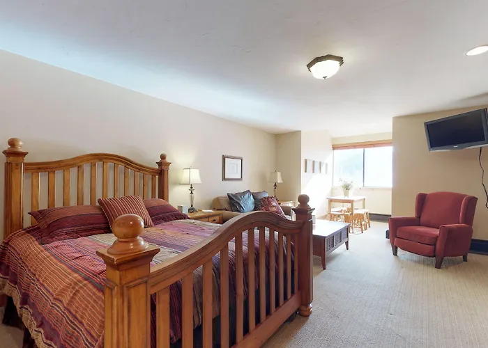 Village Square Holiday home *