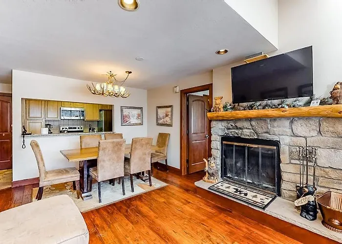 Village Square Holiday home *